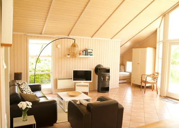 Timmenhus - Ferienhaeuser Am Feldrand